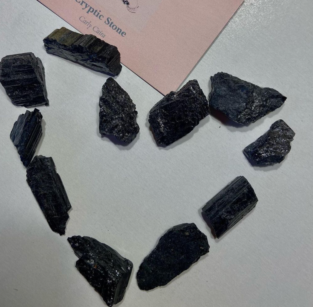 BLACK TOURMALINE CHIPS